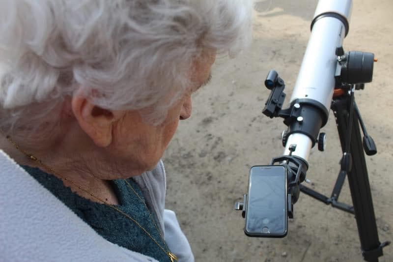 Vogelspotten op de parking van een woonzorgcentrum